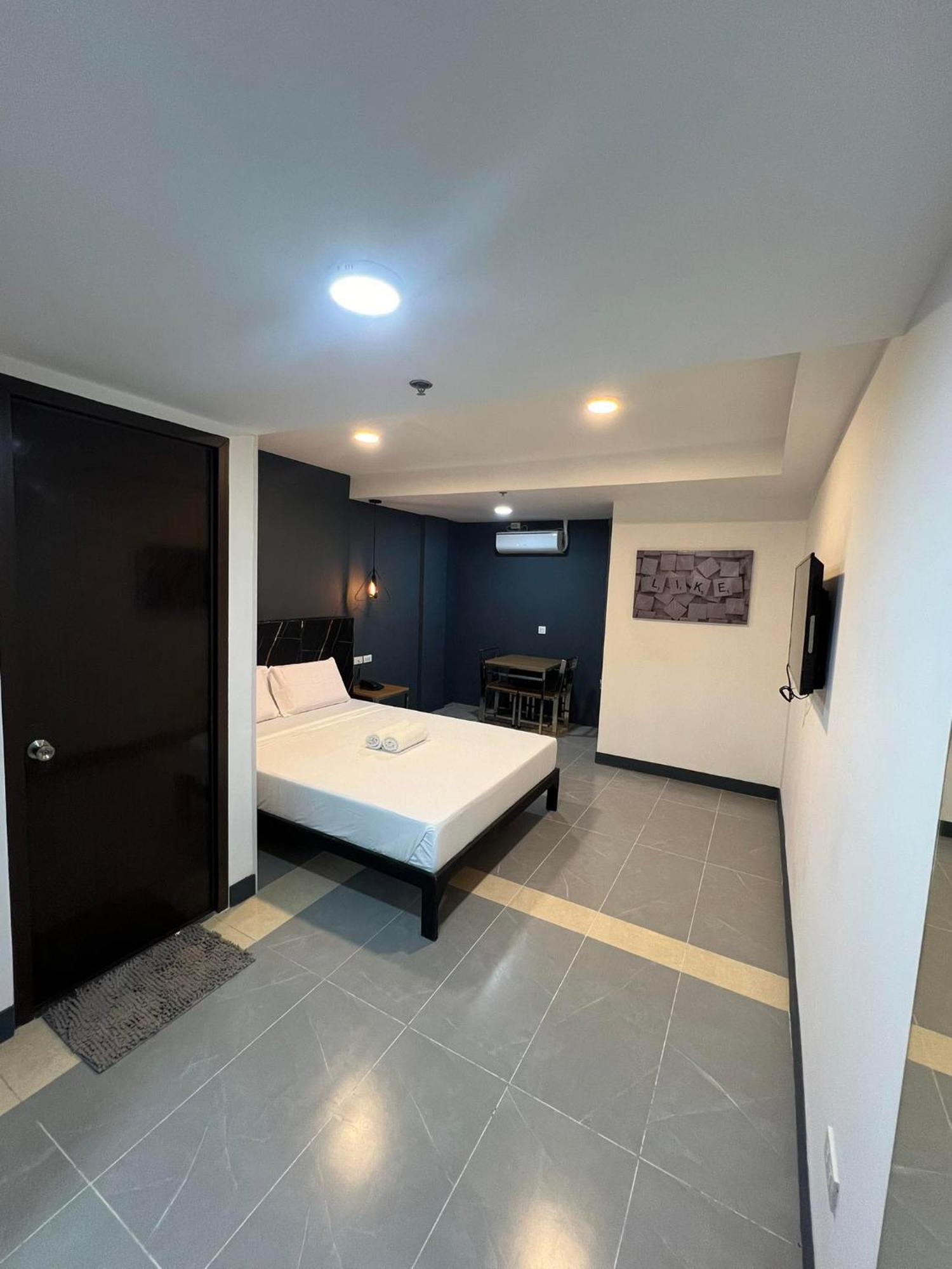 Maine City Residences Tramo Pasay Bagian luar foto