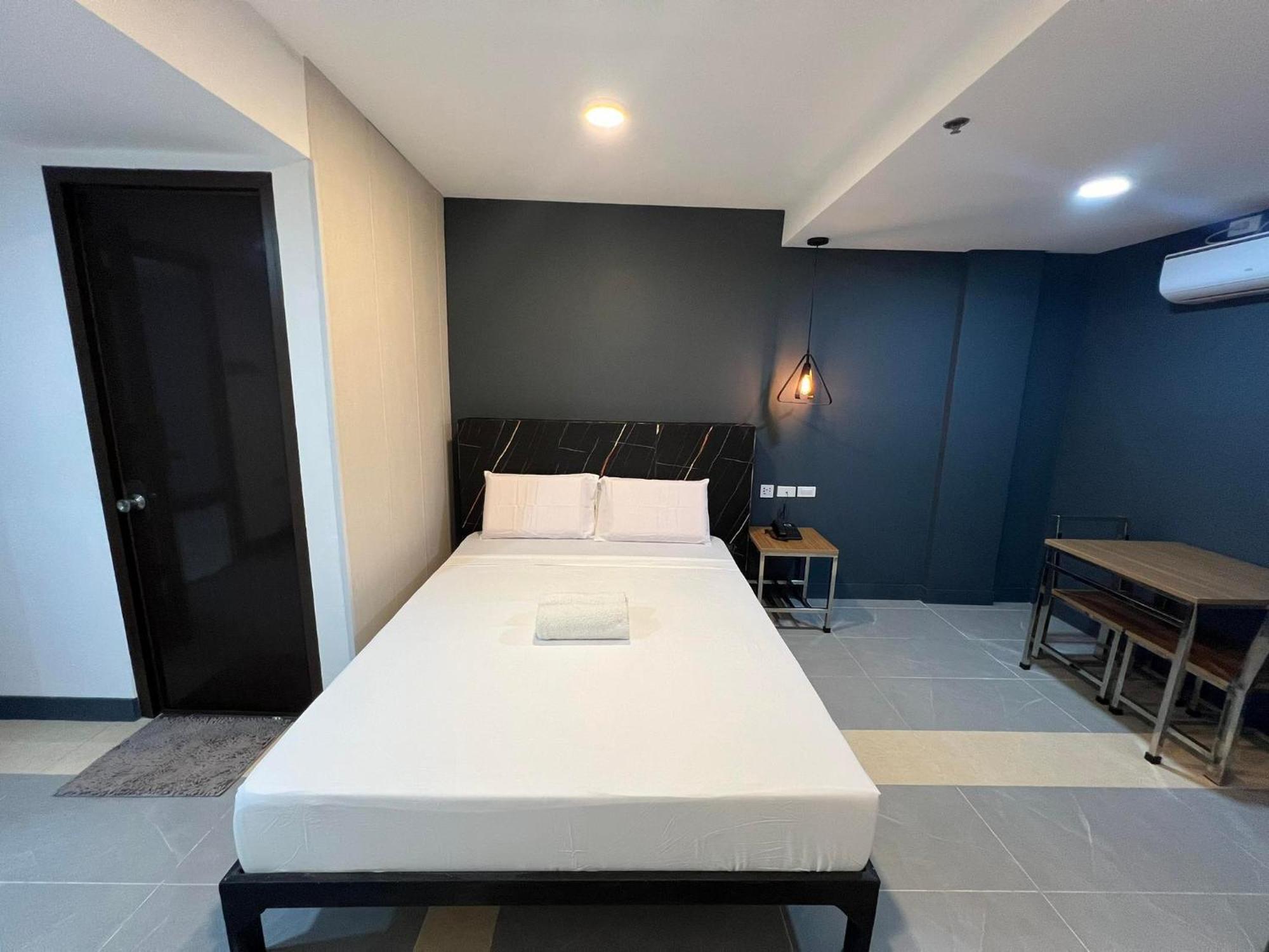 Maine City Residences Tramo Pasay Bagian luar foto