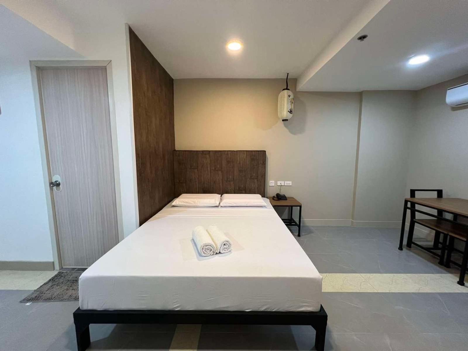 Maine City Residences Tramo Pasay Bagian luar foto